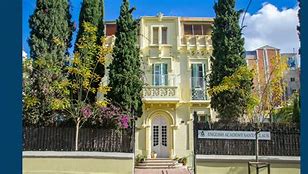 English Academy Santa Claus