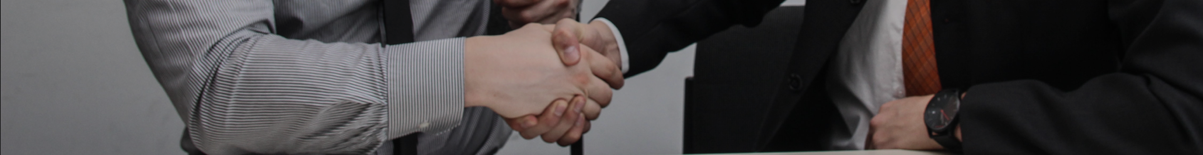 加入我们 不忘初心，不停奔跑